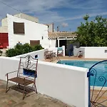 Casa Da Esperanca - Rural And In Algarve
